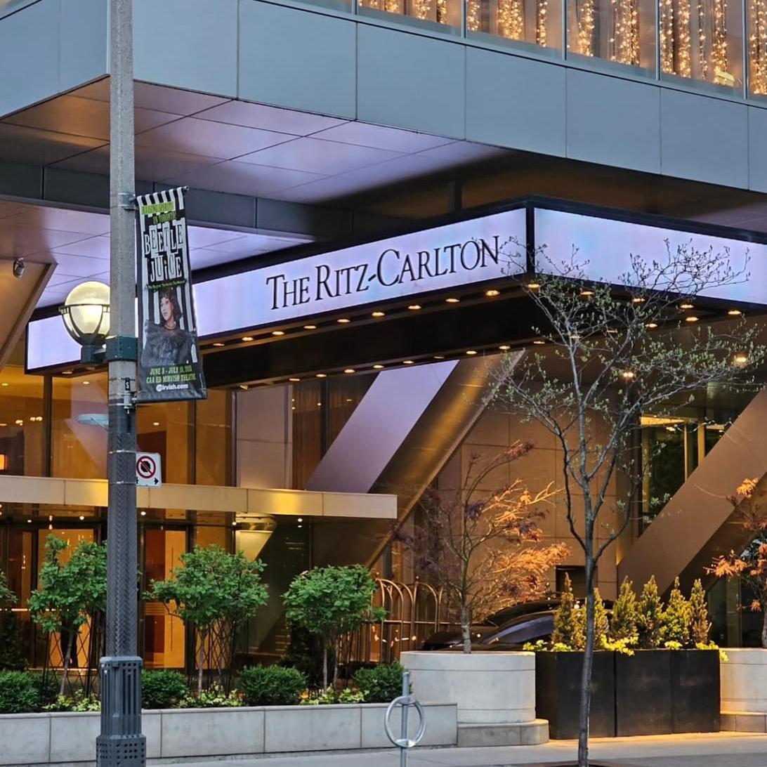 Cn Lovers Toronto Zewnętrze zdjęcie